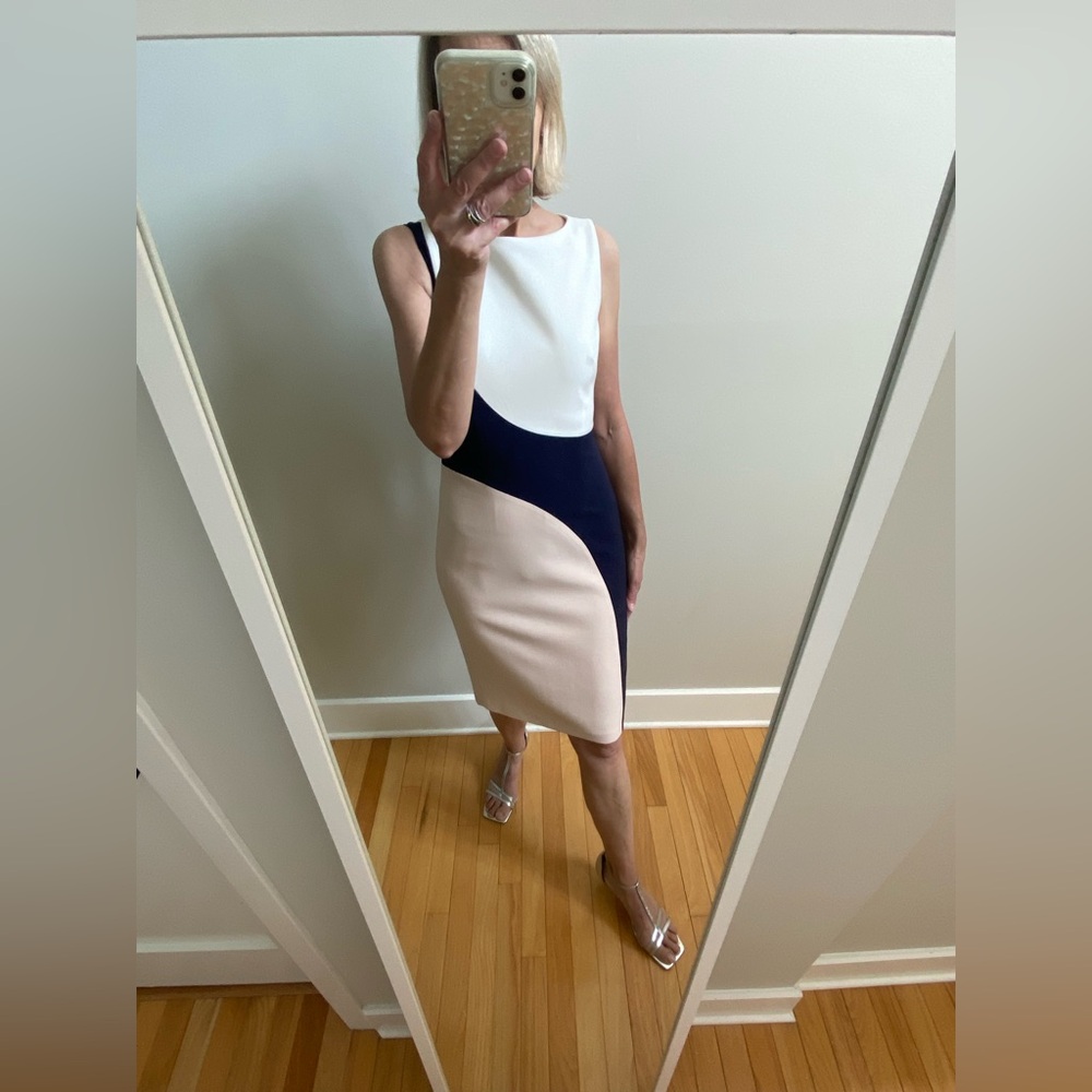 Colorblock Sleeveless Dress by Vince Camuto - Picture 4 of 15